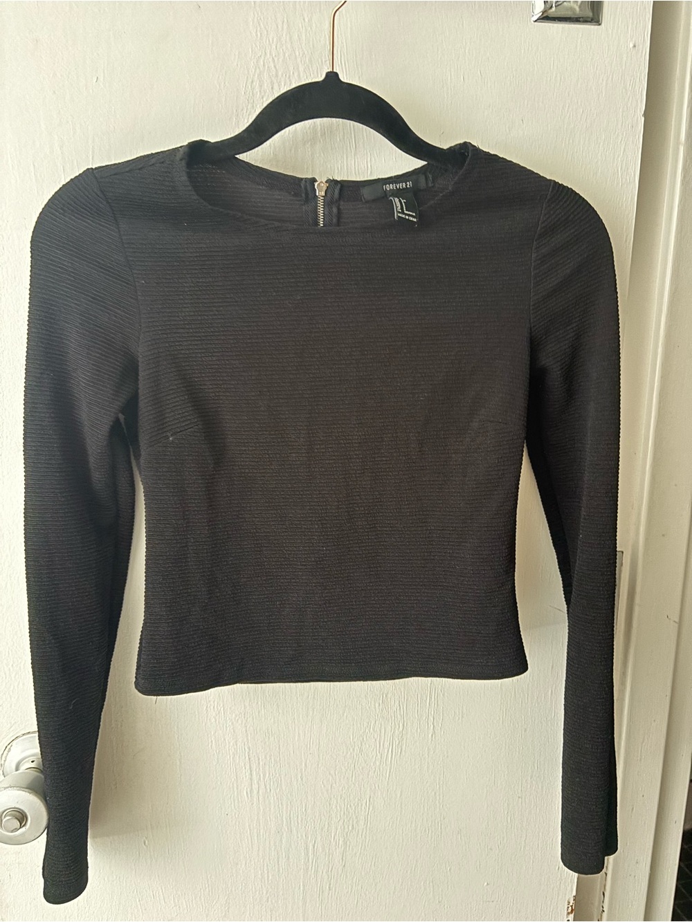 Forever 21 Black Ribbed Long-Sleeve Crop Top